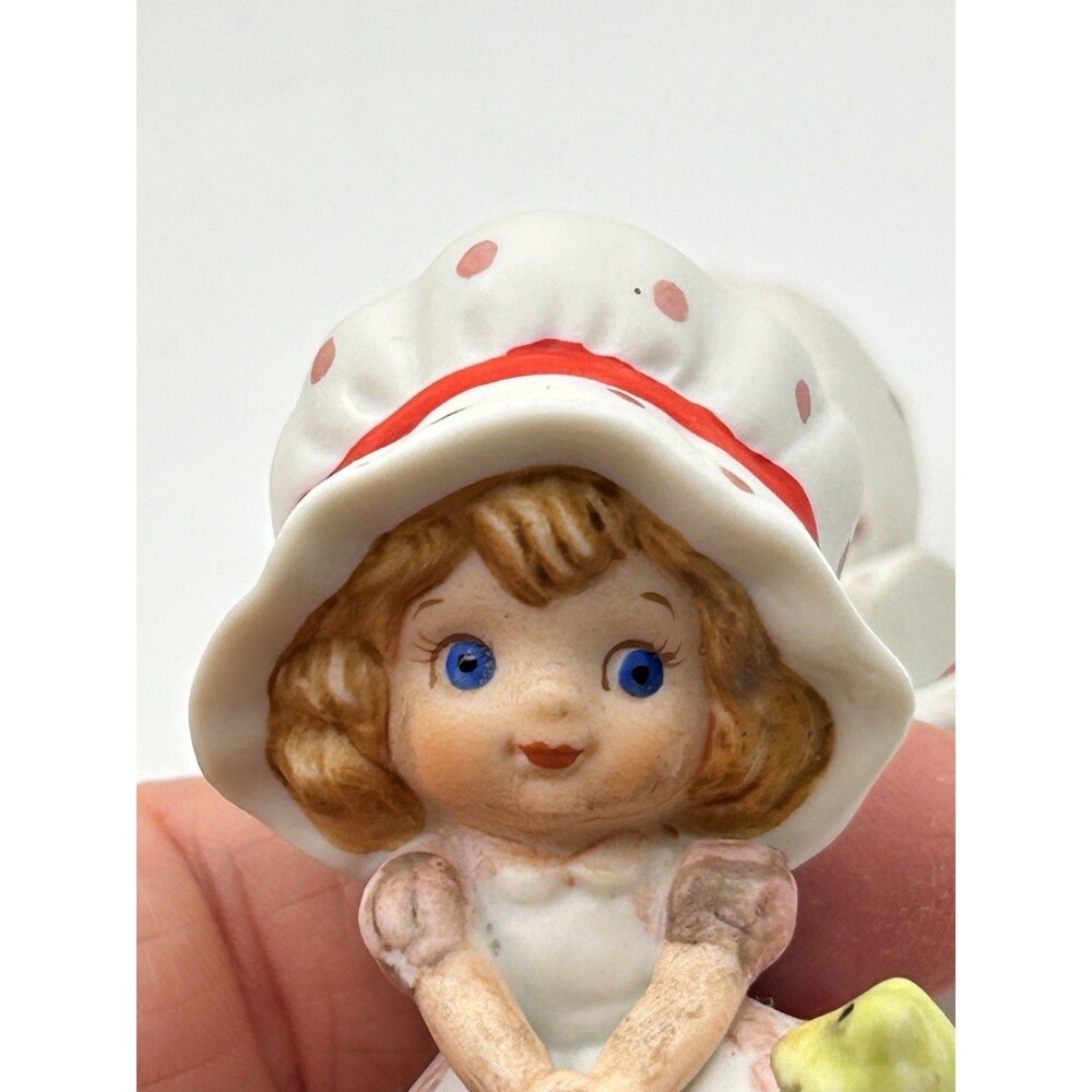 Vtg Lefton Hearts Girl W/Dog, Girl W/Cat, Girl W/frog 1970’s #00117 Valentines